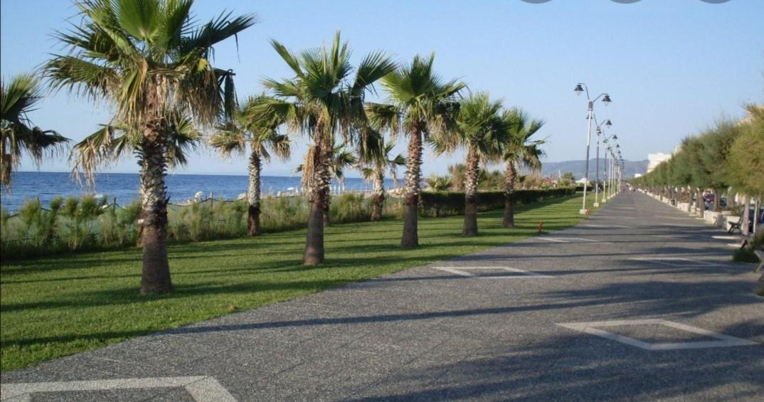 La Casetta Sul Mare Венетико Екстериор снимка
