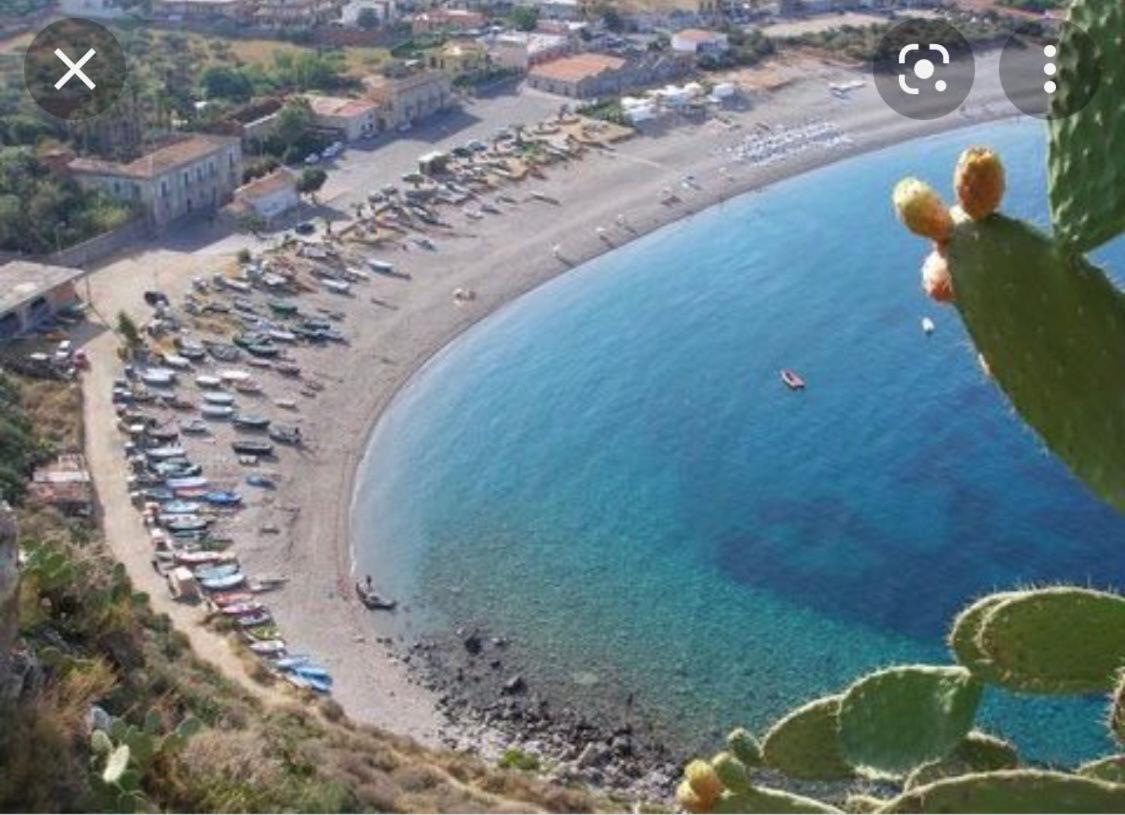 La Casetta Sul Mare Венетико Екстериор снимка